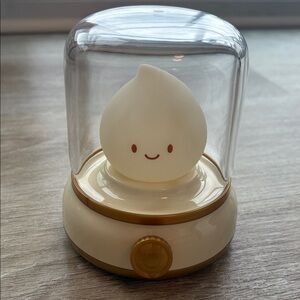 Cute “Kerosene Lamp” Design Night Light with Flickering Candlelight Option